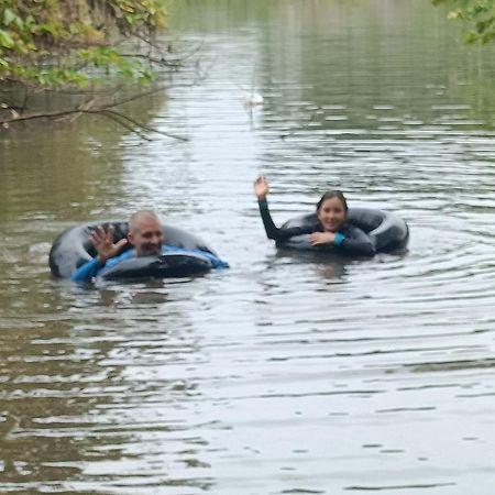 เฮือนน้ำน่าน House By The River Nan أوتاراديت المظهر الخارجي الصورة