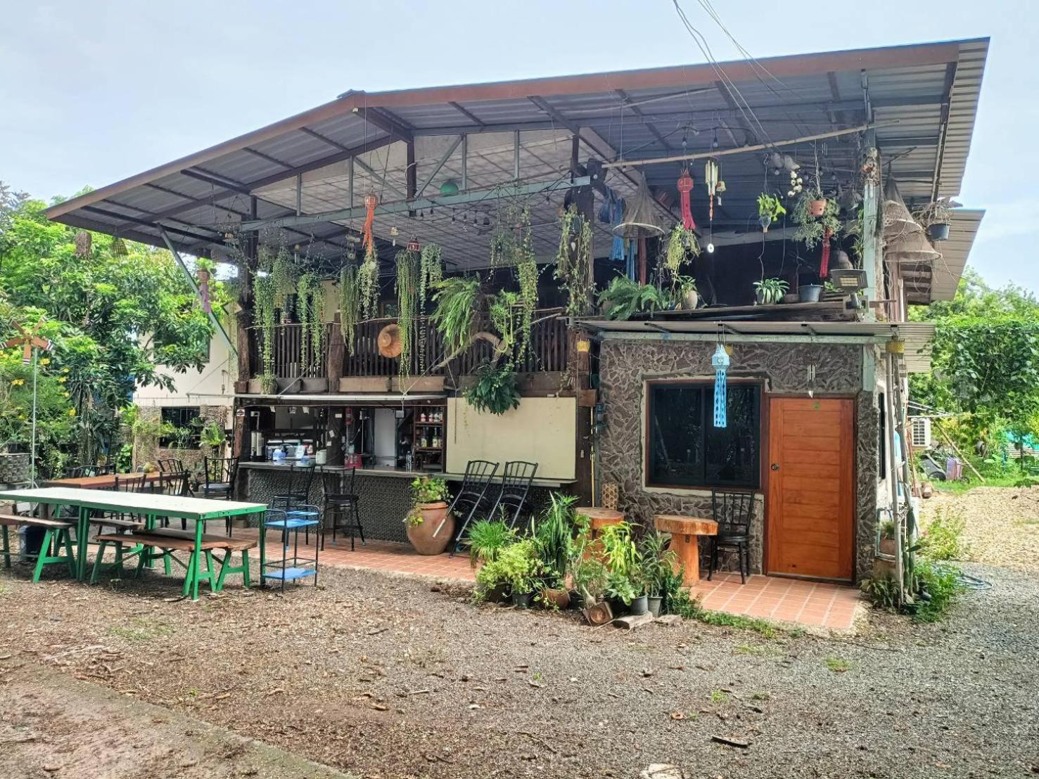 เฮือนน้ำน่าน House By The River Nan أوتاراديت المظهر الخارجي الصورة
